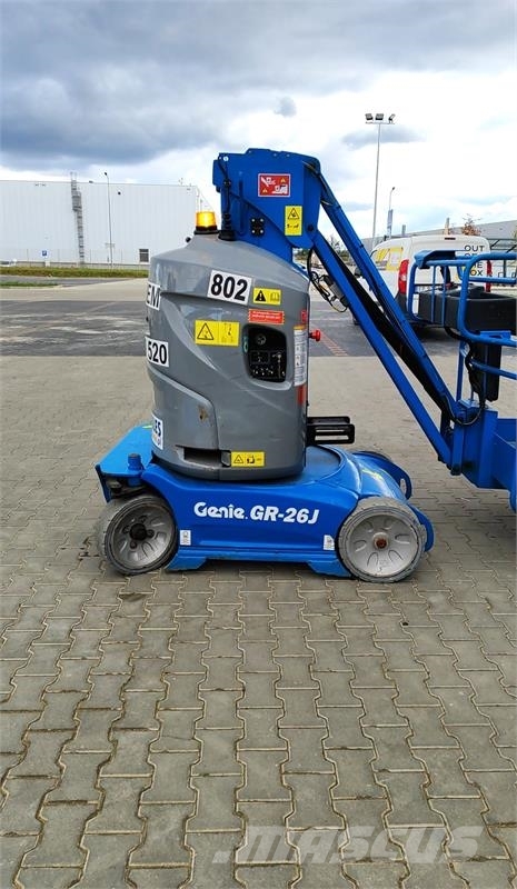 Genie GR 26J Plataformas con jaula de elevación