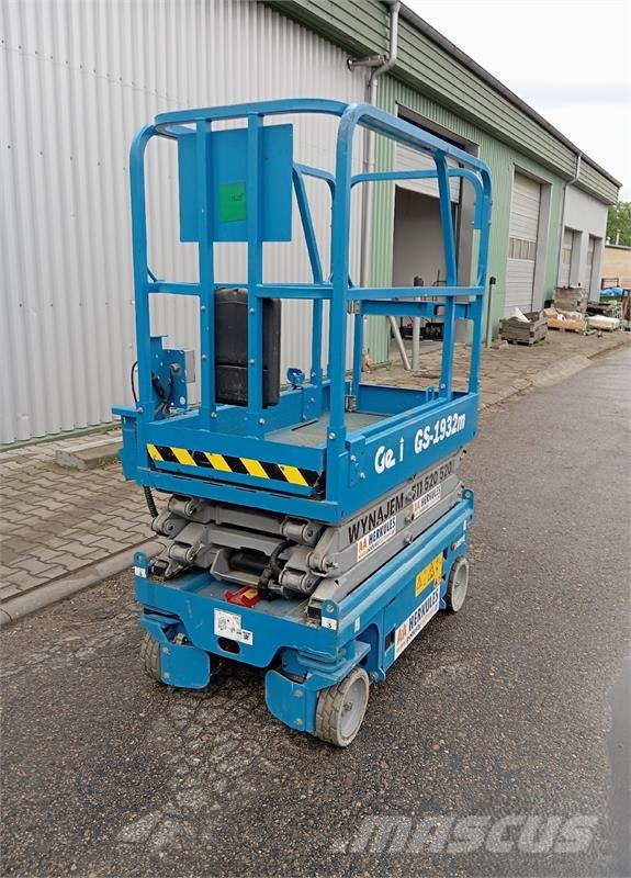 Genie GS 1932 micro E-Drive 剪叉式升降机