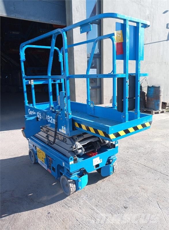 Genie GS 1932 micro E-Drive Scissor lifts