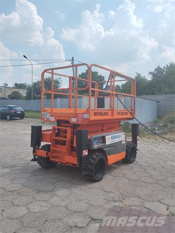 Haulotte COMPACT 12DX Podnośniki nożycowe