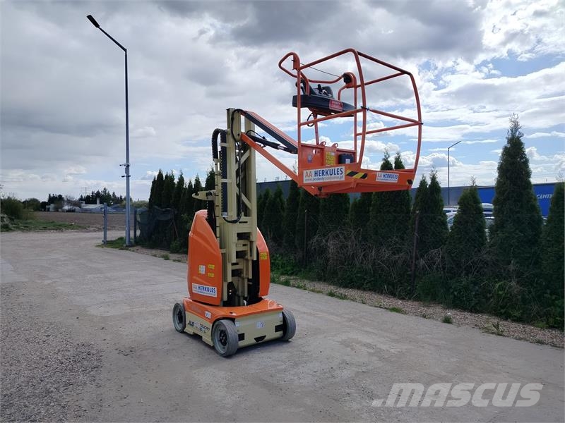JLG Toucan 10 E-L Vertikālie pacēlāji