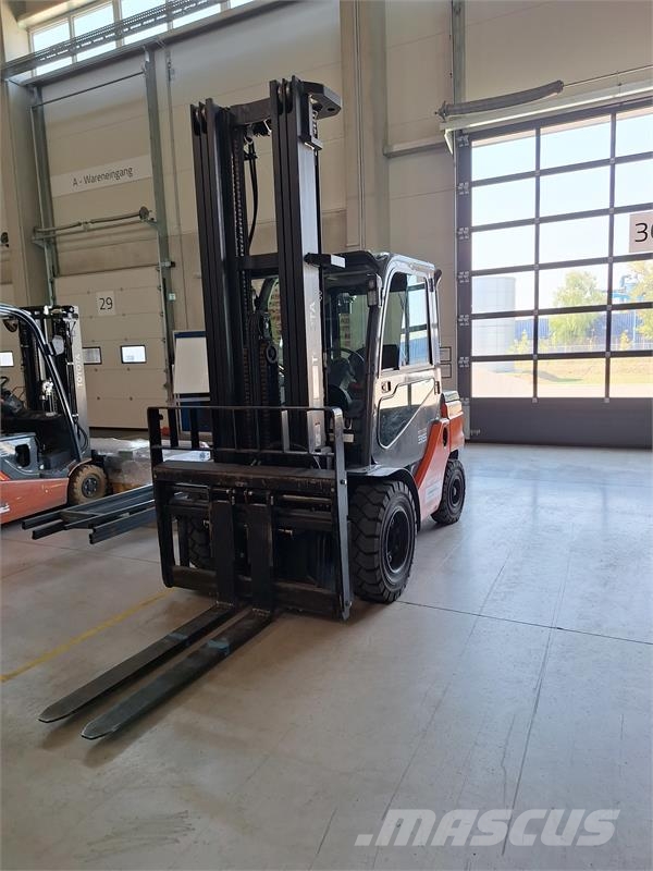 Toyota 52-8FDJF35 Diesel forklifts