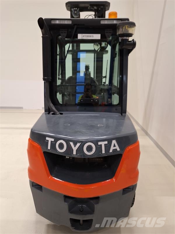Toyota 52-8FDJF35 شاحنات الديزل