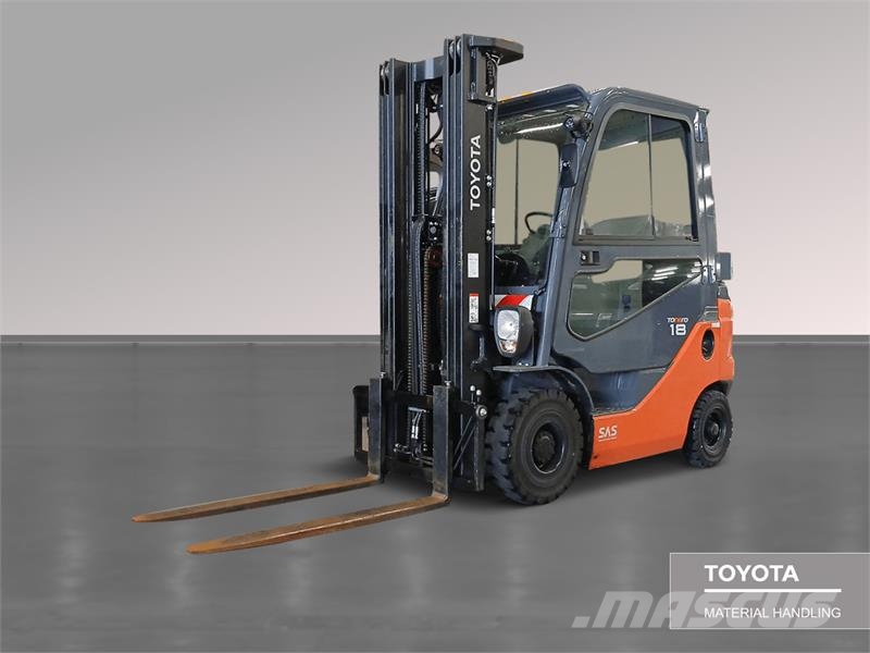 Toyota 42-8FDF18 شاحنات الديزل