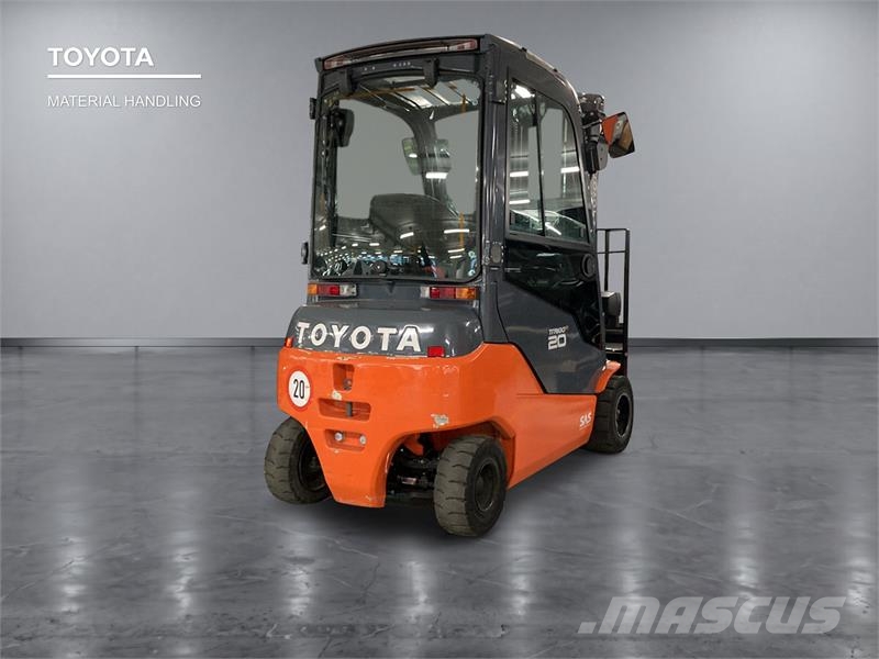 Toyota 8FBMK20T Elmotviktstruckar