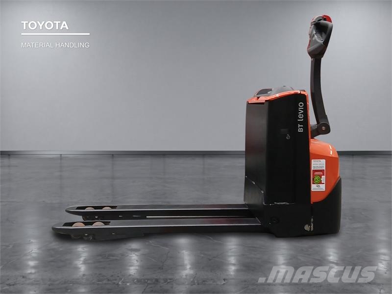 Toyota LWE140 Movimentadores manuais de palettes