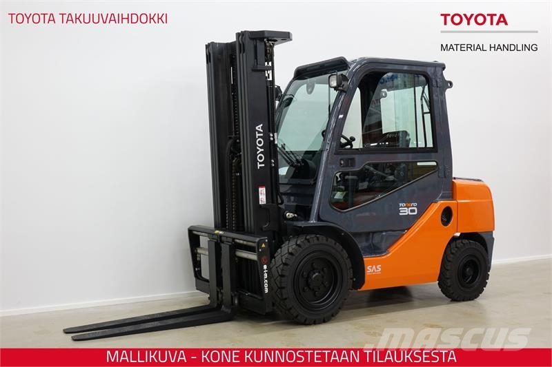 Toyota 52-8FDF30 Diesel forklifts