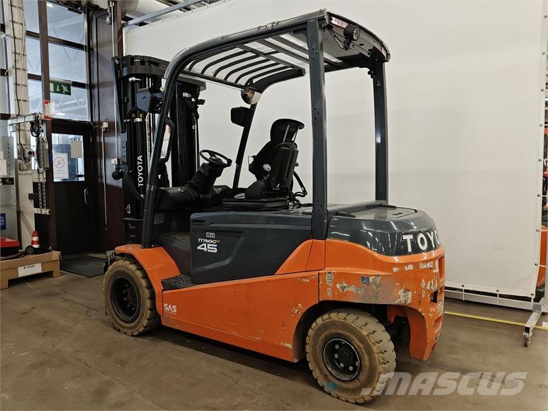 Toyota 8FBMT45 Electric forklifts