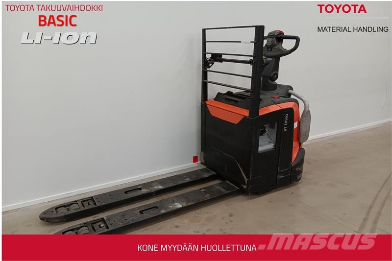 Toyota LPE250 Low lift with platform