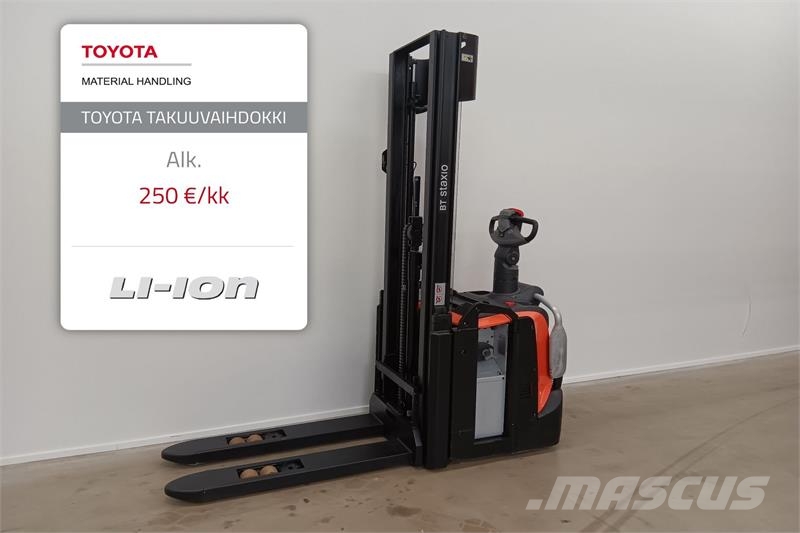 Toyota SPE120L 行走控制式堆積機
