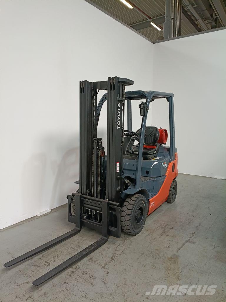 Toyota 02-8FGF18 *sofort verfügbar* LPG forklifts