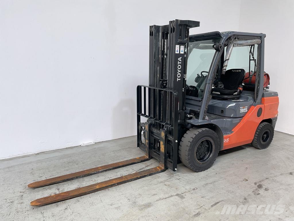 Toyota 02-8FGJF35 LPG 지게차