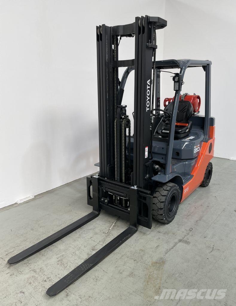 Toyota 02-8FGKF20 *sofort verfügbar* Περονοφόρα ανυψωτικά κλαρκ με φυσικό αέριο LPG