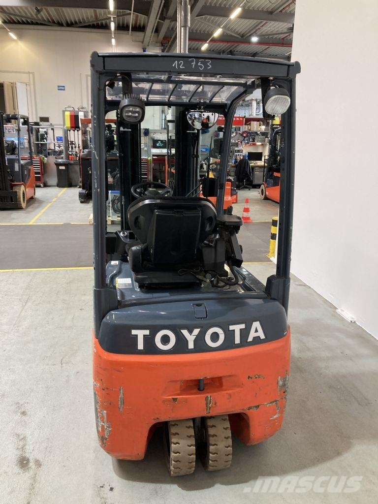 Toyota 8FBE16T شاحنات ذات رافعات شوكية تعمل بالكهرباء