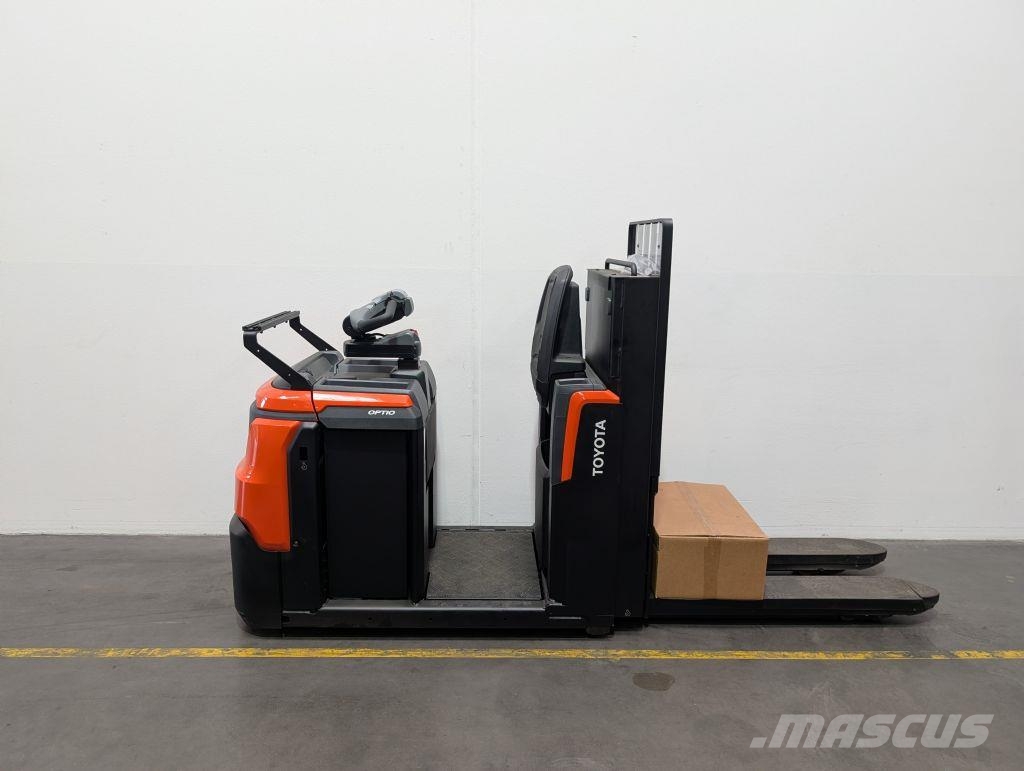 Toyota OSE120 *sofort verfügbar* Montacargas recogepedidos de baja altura