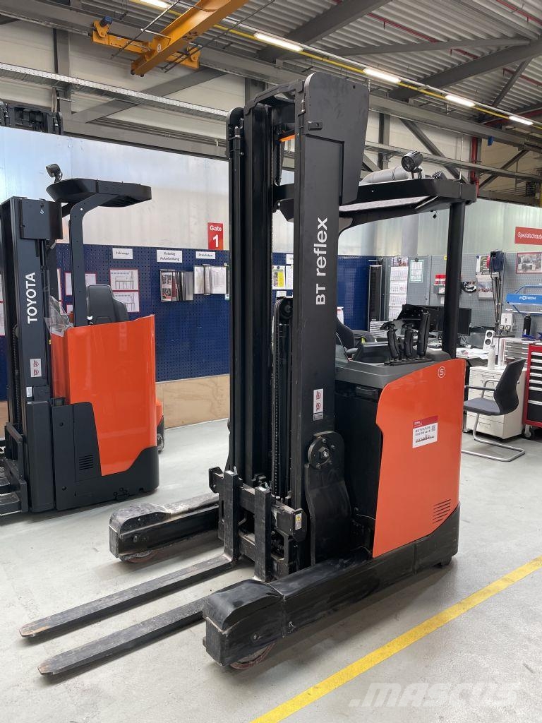 Toyota RRE160H *sofort verfügbar* Reachtruck