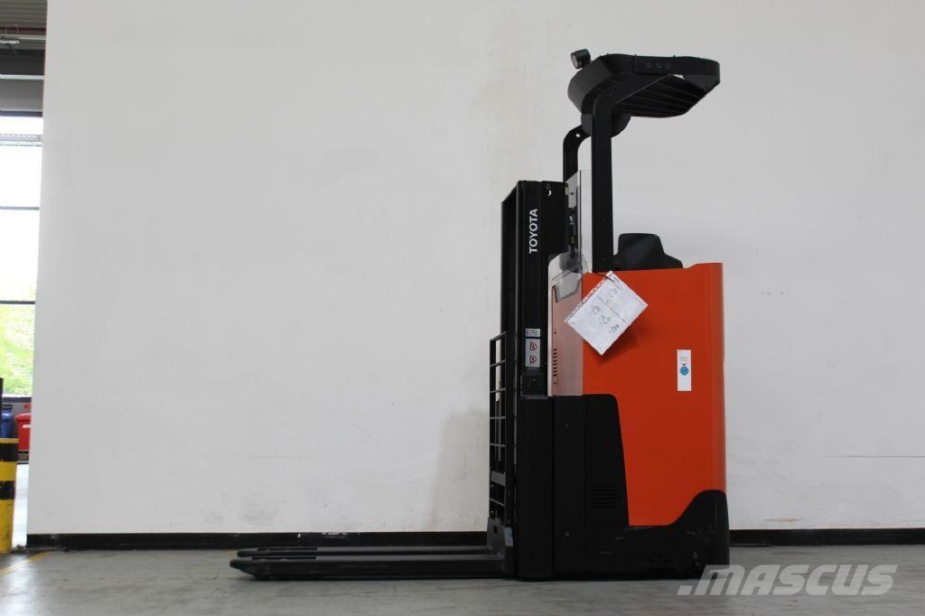 Toyota SSI200D *sofort verfügbar* Apiladores eléctricos
