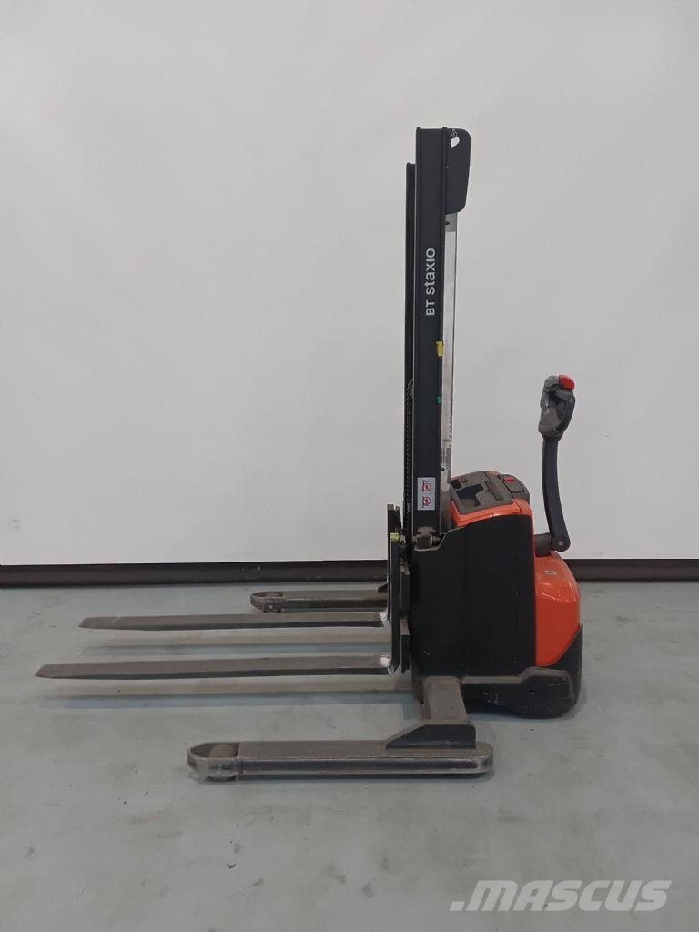 Toyota SWE120S Deichselstapler