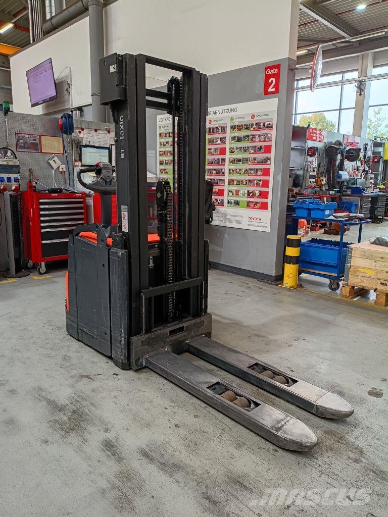 Toyota SWE145L Deichselstapler