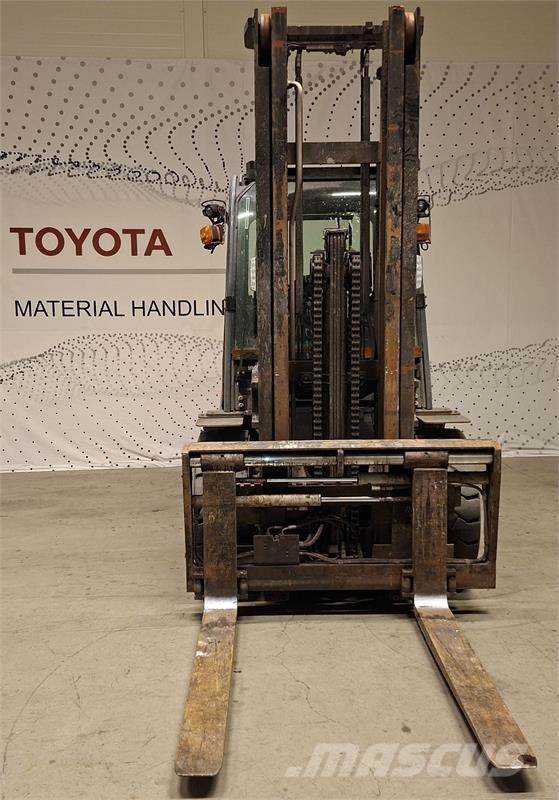 Toyota 40-8FD45N Chariots diesel