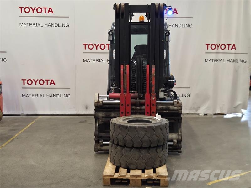 Toyota 40-8FD50N Dieselstapler