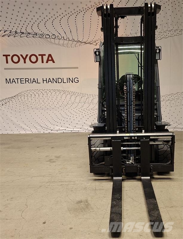 Toyota 52-8FDF30 Diesel forklifts