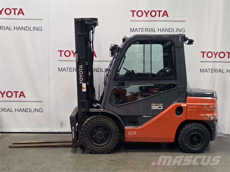 Toyota 52-8FDF30 Dieseltrukit
