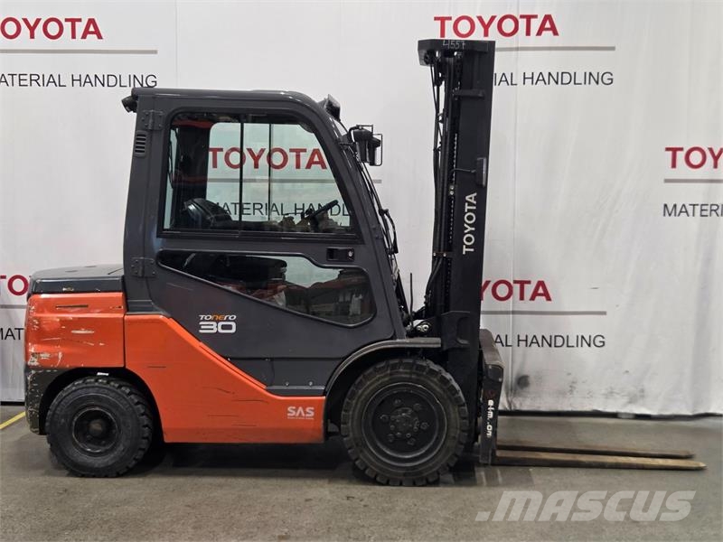 Toyota 52-8FDF30 Dieseltrukit