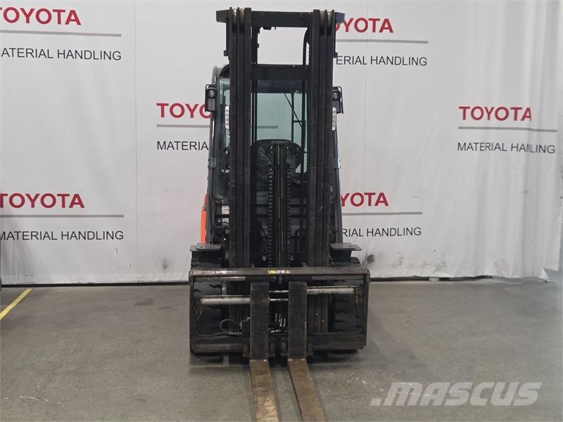 Toyota 52-8FDF30 Dieseltrukit