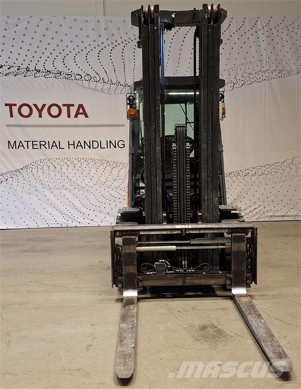 Toyota 52-8FDJF35 Dizelski viljuškari