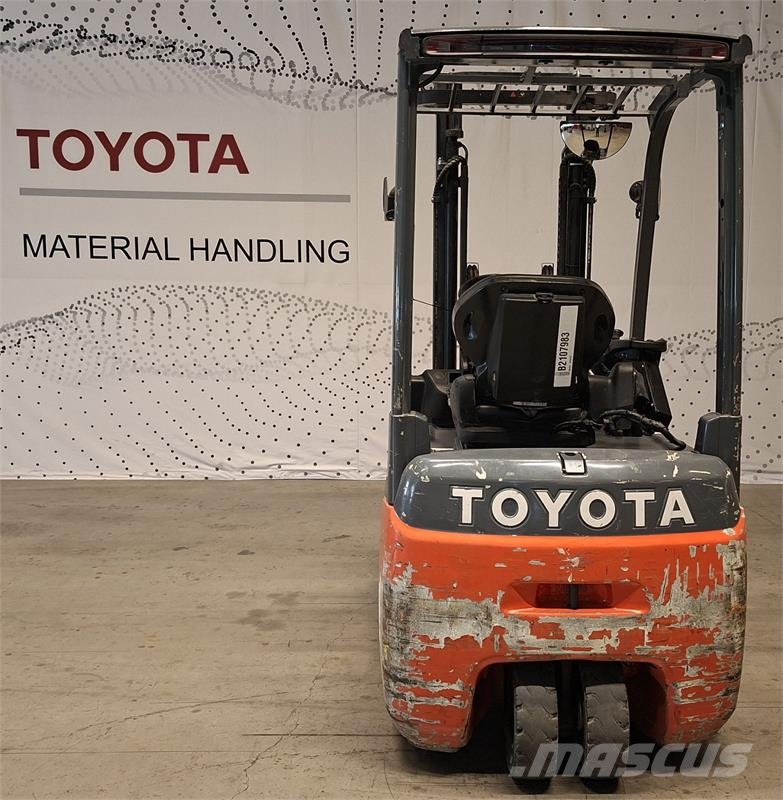 Toyota 8FBE15T شاحنات ذات رافعات شوكية تعمل بالكهرباء