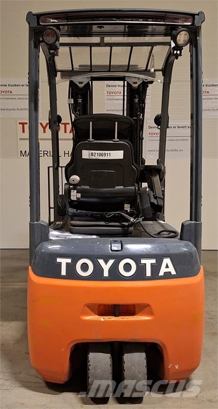 Toyota 8FBE20T 电动叉车