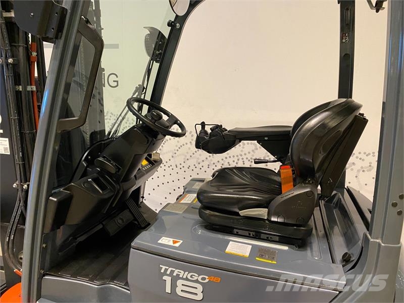 Toyota 8FBEK18T Elektrostapler