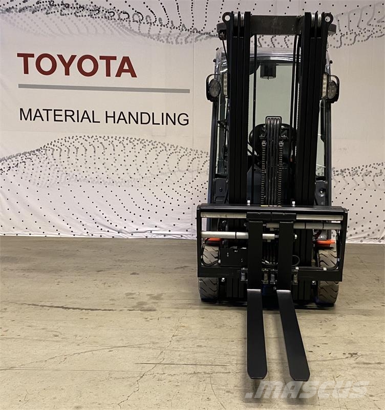 Toyota 8FBEK18T Elektrostapler