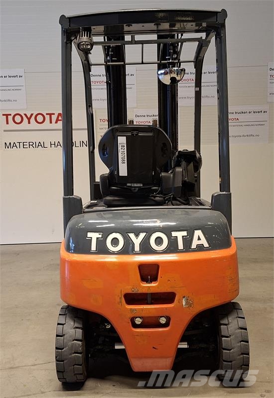 Toyota 8FBM20T Electric forklifts