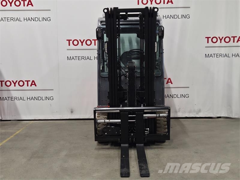 Toyota 8FBMKT25 Carrelli elevatori elettrici