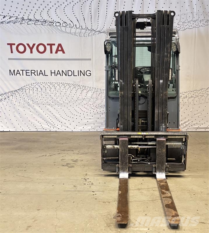 Toyota 8FBMKT30 Elektromos targoncák