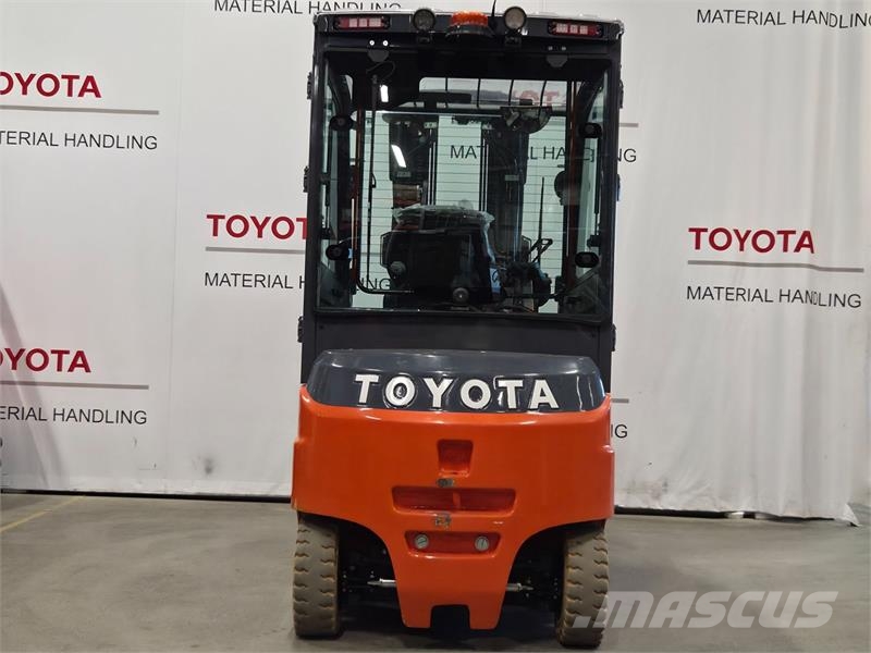 Toyota 8FBMKT30 Electric forklifts