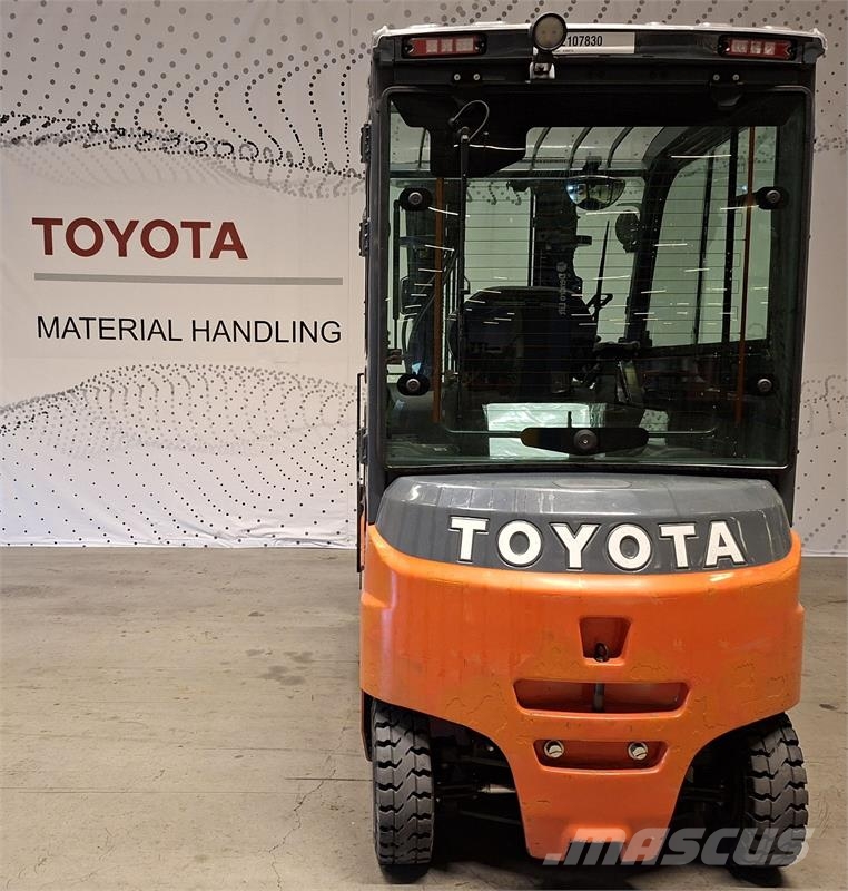 Toyota 8FBMT25 Sähkötrukit
