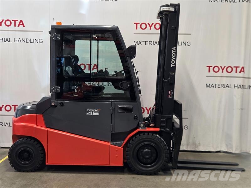 Toyota 8FBMT45 전동 지게차
