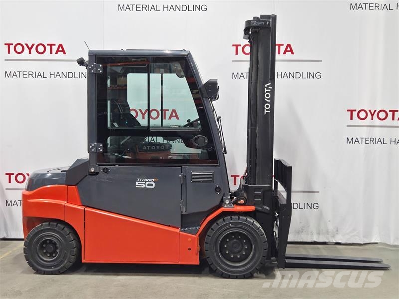 Toyota 8FBMT50 Electric forklifts