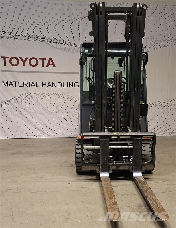Toyota 9FBM35T Wózki elektryczne