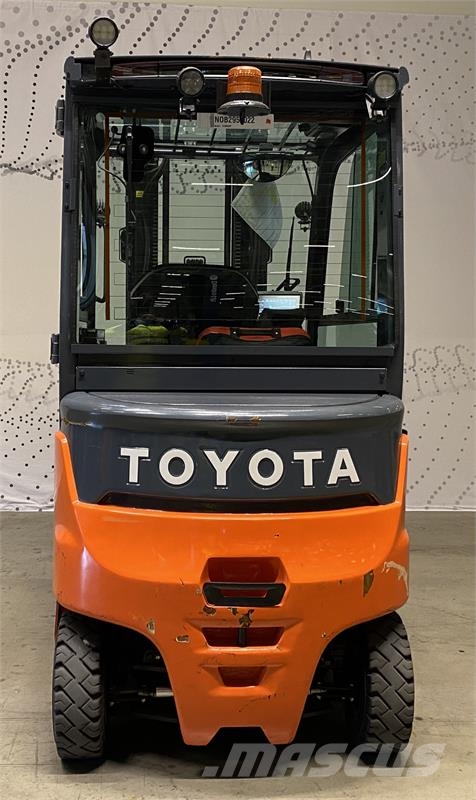Toyota 9FBMK30T Electric forklifts