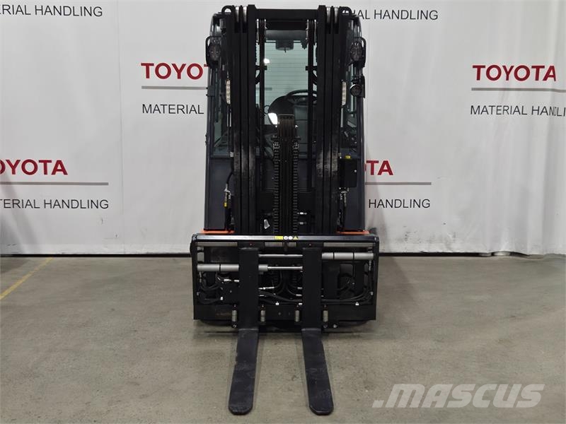Toyota 9FBMK30T شاحنات ذات رافعات شوكية تعمل بالكهرباء