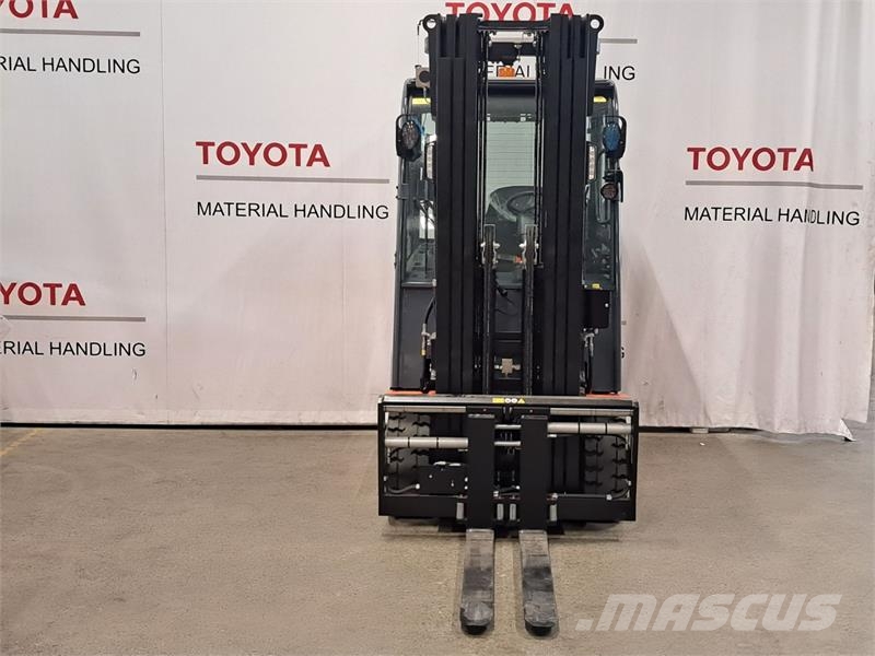 Toyota 9FBMK30T Akumulátorové vozíky