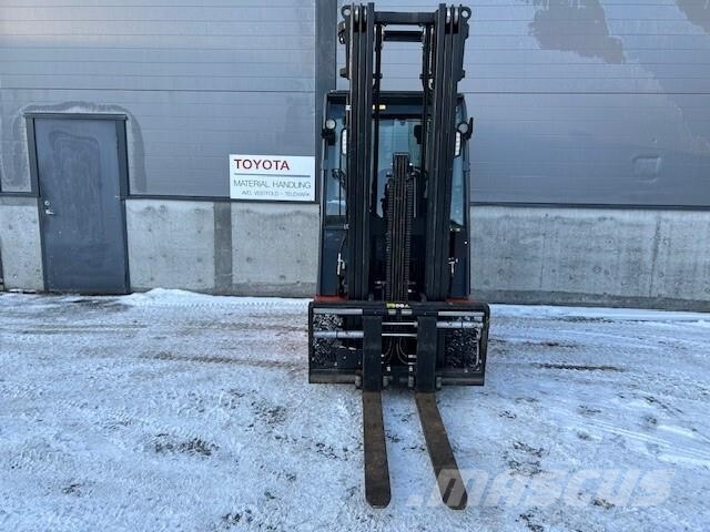 Toyota 9FBMK30T Electric forklifts