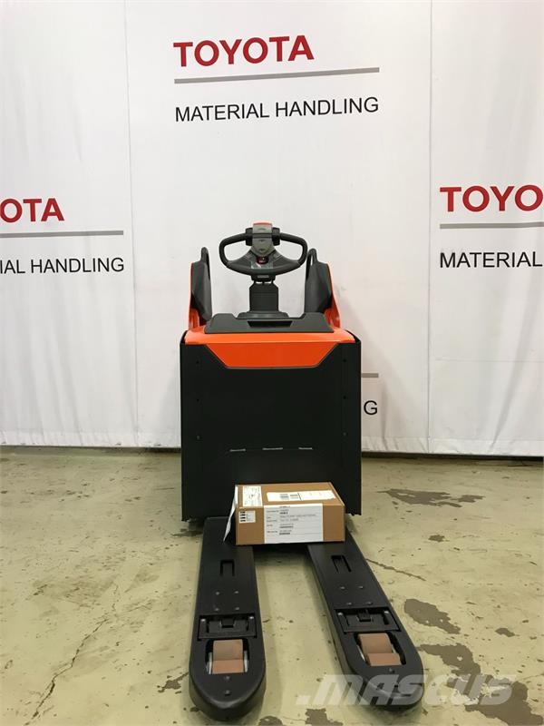 Toyota LPE250 Low lift with platform