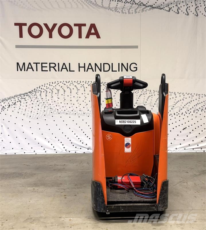 Toyota LPE250 Nisko podizni električni viljuškar sa stajalištom