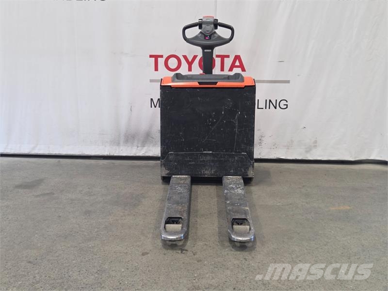 Toyota LWE140 Steekwagentje