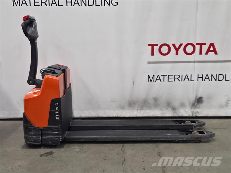Toyota LWI160 Hand pallet truck